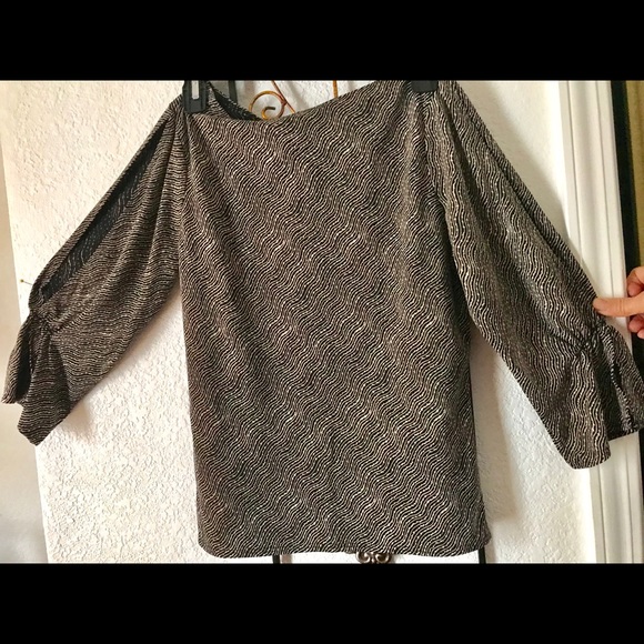 none Tops - Shirts sleeves